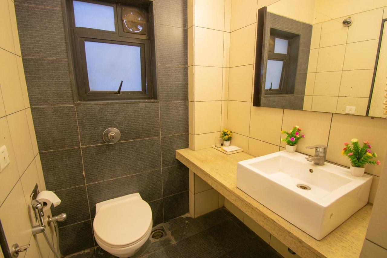 Octave Koregaon Park Pune Exterior foto